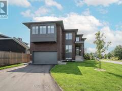 5 WINLOCK CRESCENT Ottawa Ontario, K2G 3X5