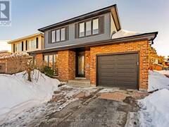 120 CRAIG HENRY DRIVE Ottawa Ontario, K2G 4J1