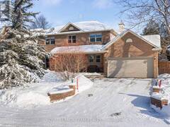 138 LANIGAN CRESCENT Ottawa Ontario, K2S 1G9