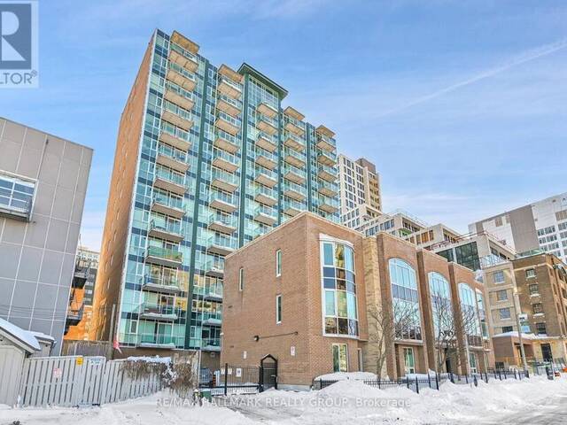 1102 - 134 YORK STREET Ottawa Ontario, K1N 1K8 - 2 Bedrooms Condo For Sale