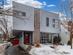 530 WAVELL AVENUE Ottawa Ontario, K2A 3A4