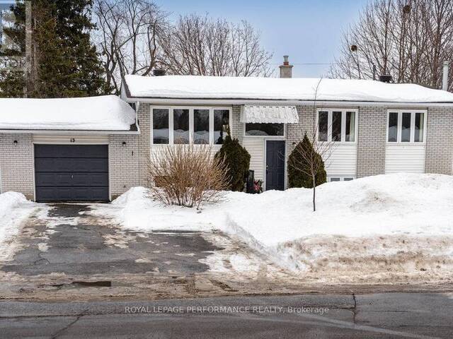 13 BARLYN AVENUE Ottawa Ontario, K2E 5C9 - 4 Bedrooms Home For Sale