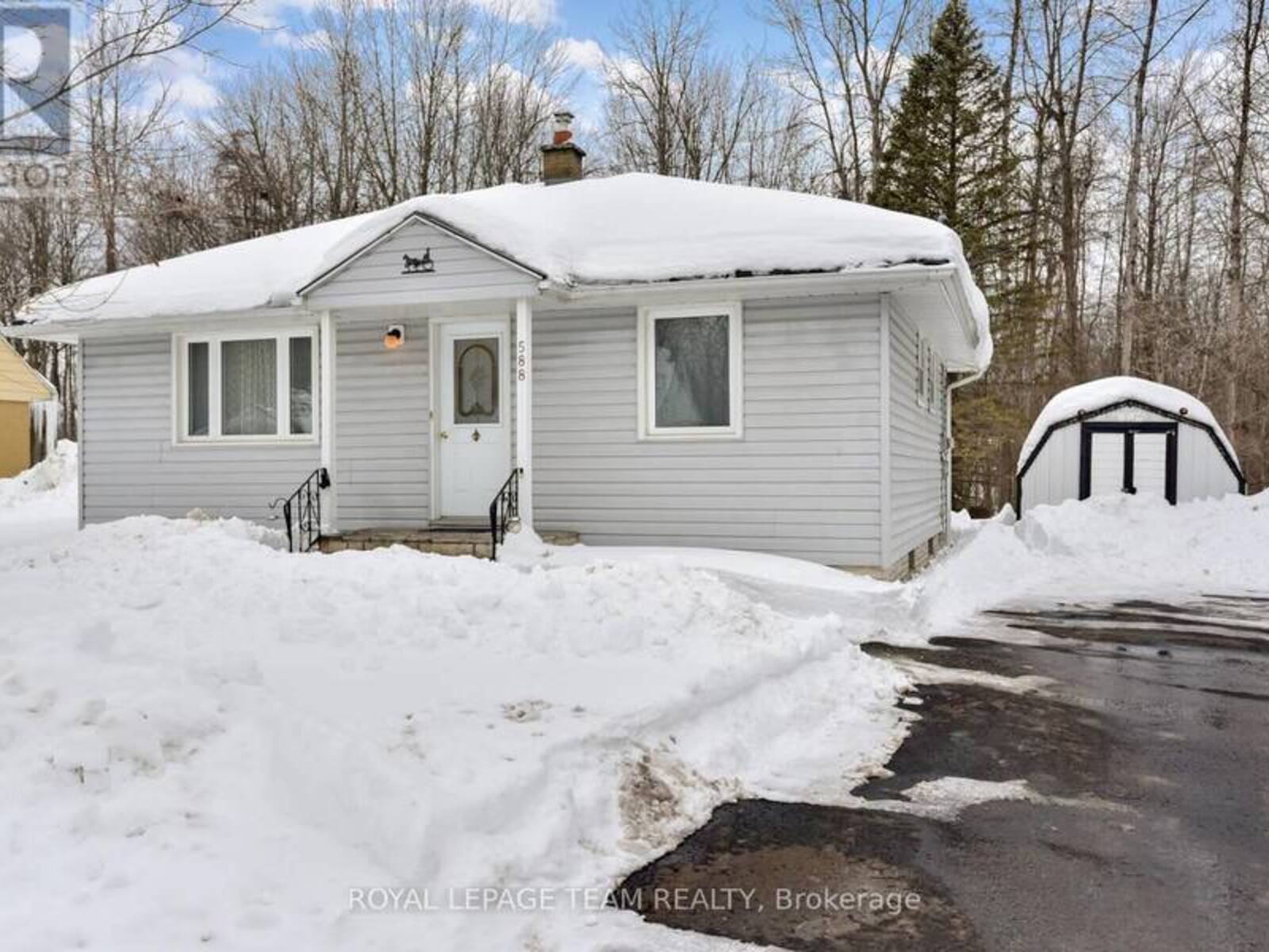 588 CHURCHILL ROAD E, Prescott, Ontario K0E 1T0