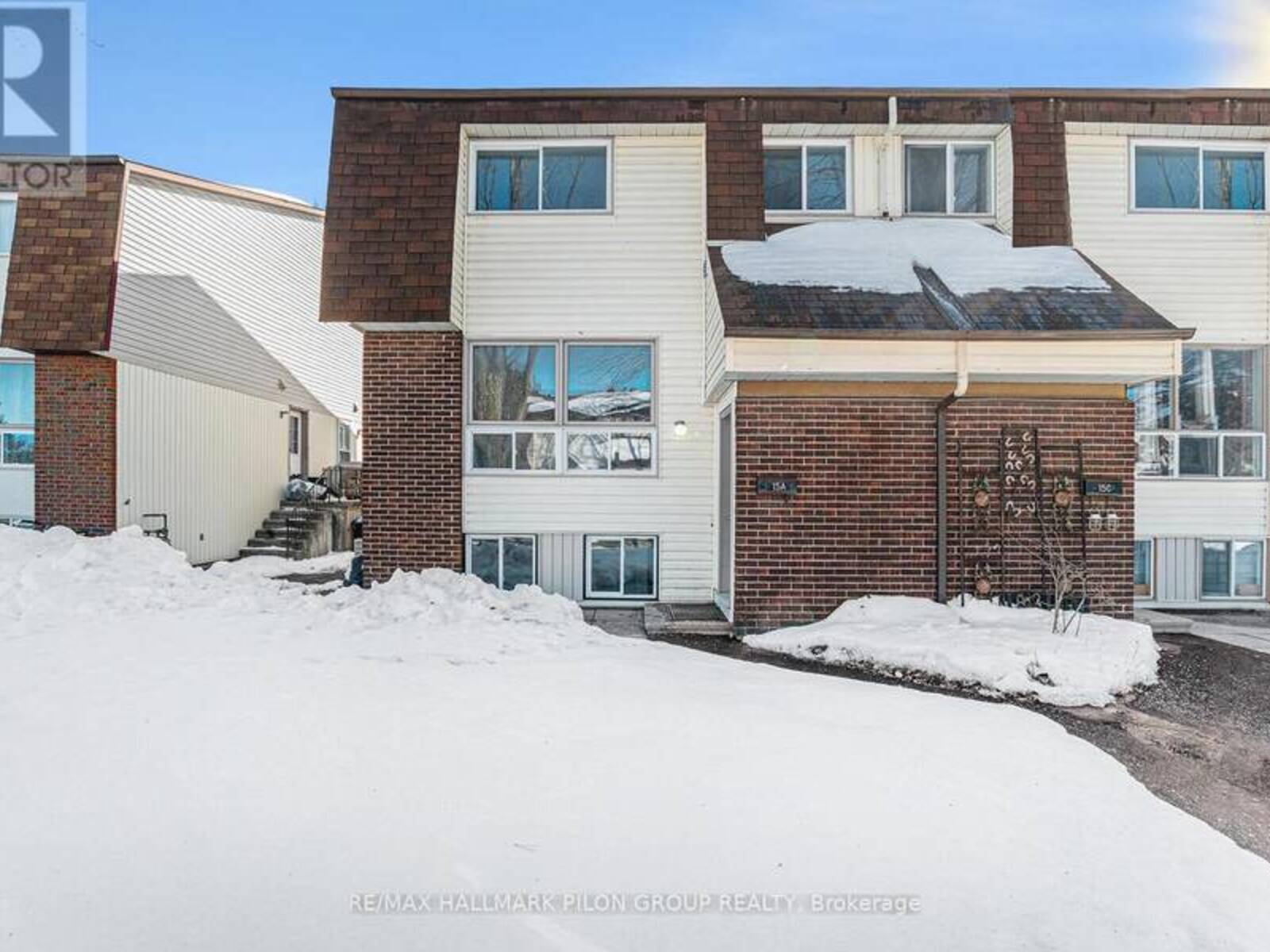 A - 15 SONNET CRESCENT, Ottawa, Ontario K2H 8W8