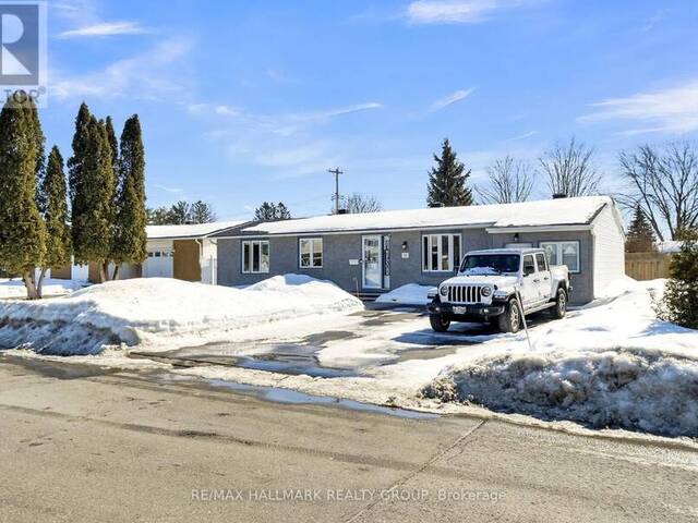 380 AMIENS STREET Ottawa Ontario, K1E 1P2 - 3 Bedrooms Home For Sale