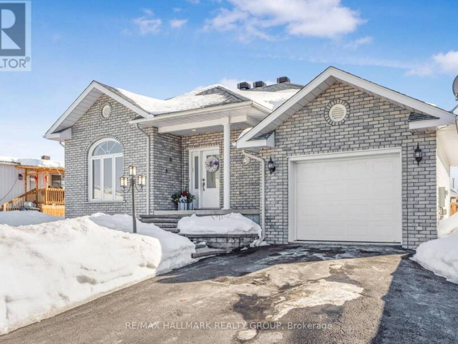 863 VICTORIA STREET, L'Orignal, Ontario K0B 1K0