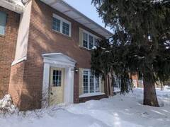 243 - 1105 MEADOWLANDS DRIVE Ottawa Ontario, K2C 0K5