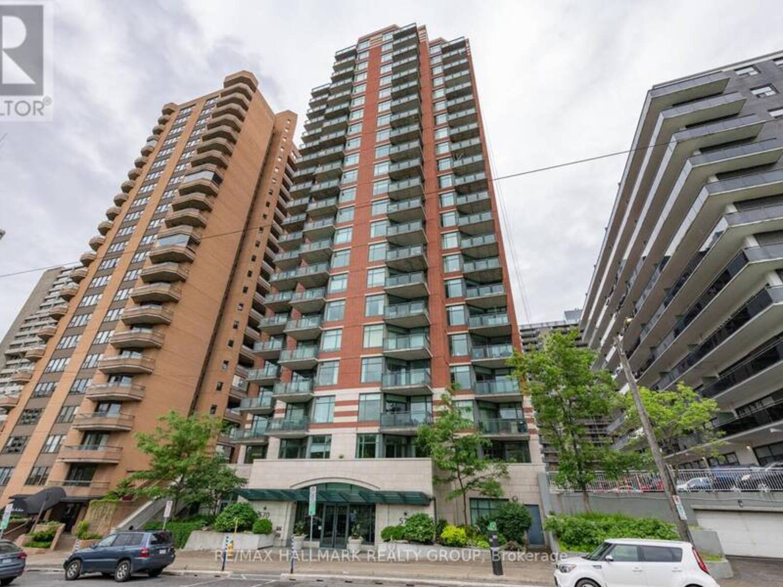 804 - 570 LAURIER AVENUE W, Ottawa, Ontario K1R 1C8