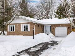 15 BARTLEY CRESCENT Ottawa Ontario, K2J 1R9