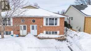 48 ROWAN DRIVE | Morrisburg Ontario | Slide Image One