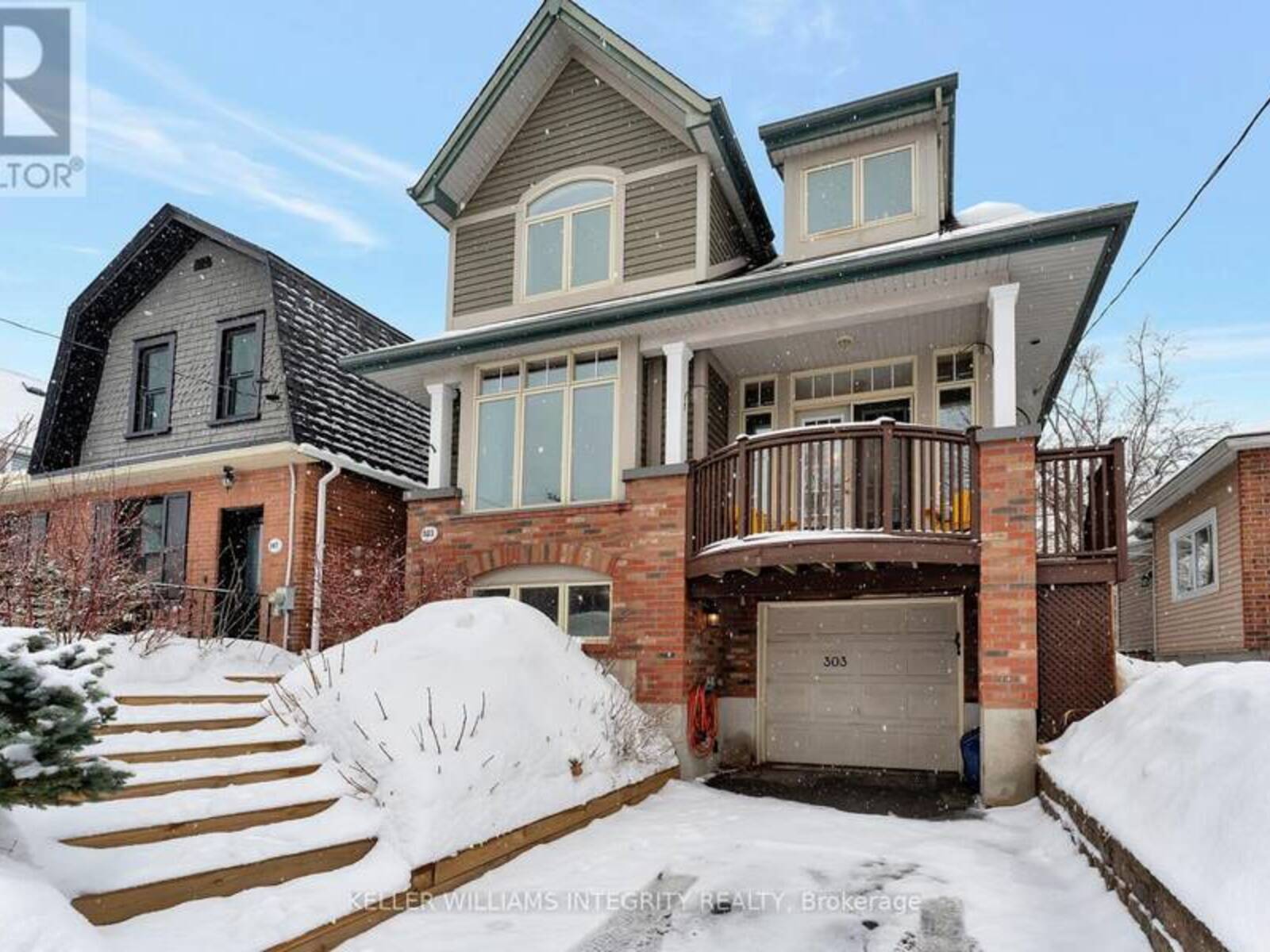 303 DOVERCOURT AVENUE S, Ottawa, Ontario K1Z 7H4