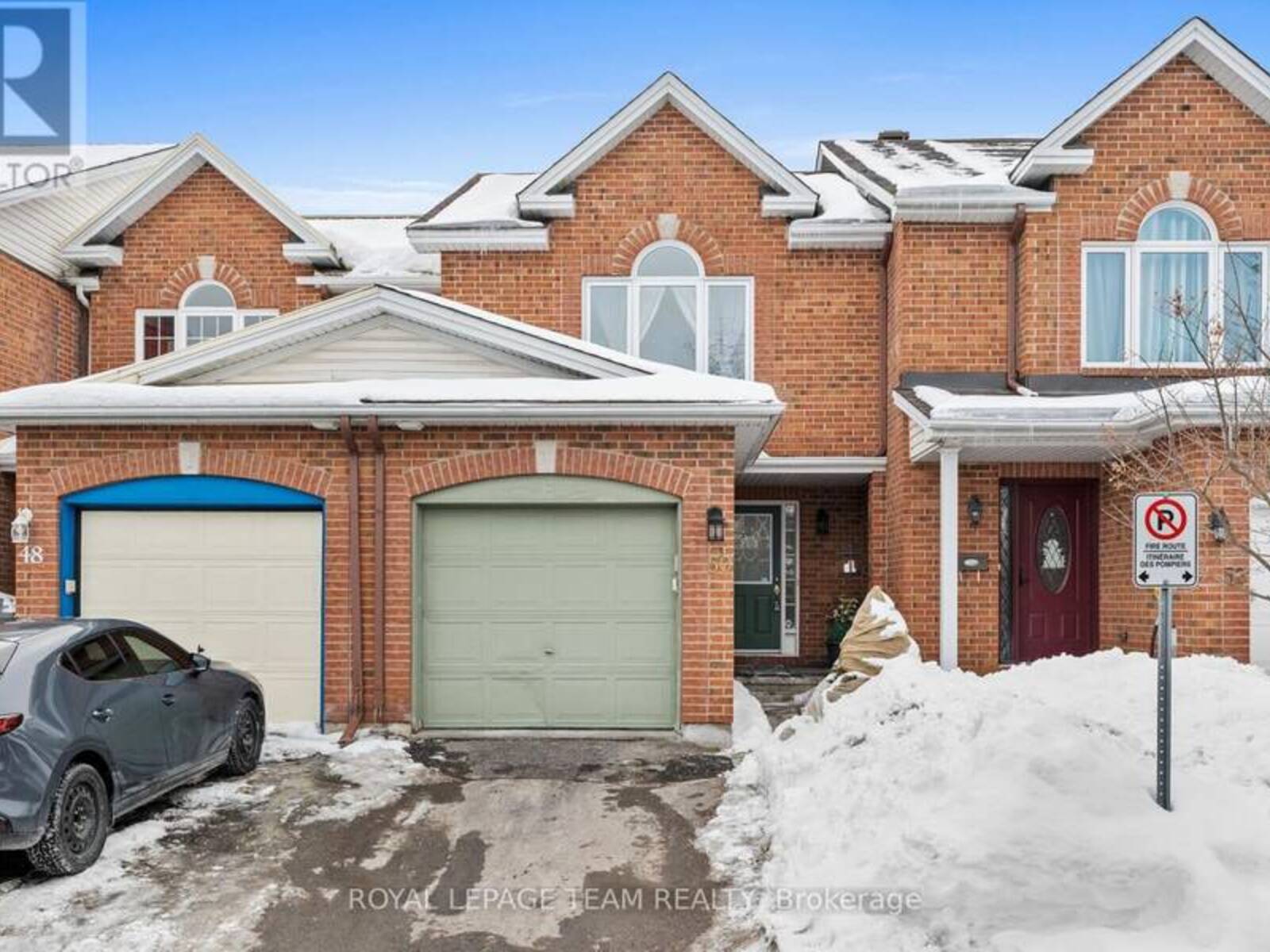 50 CORALBELL PRIVATE, Ottawa, Ontario K1T 3Z8