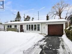 42 CLEADON DRIVE Ottawa Ontario, K2H 5P3