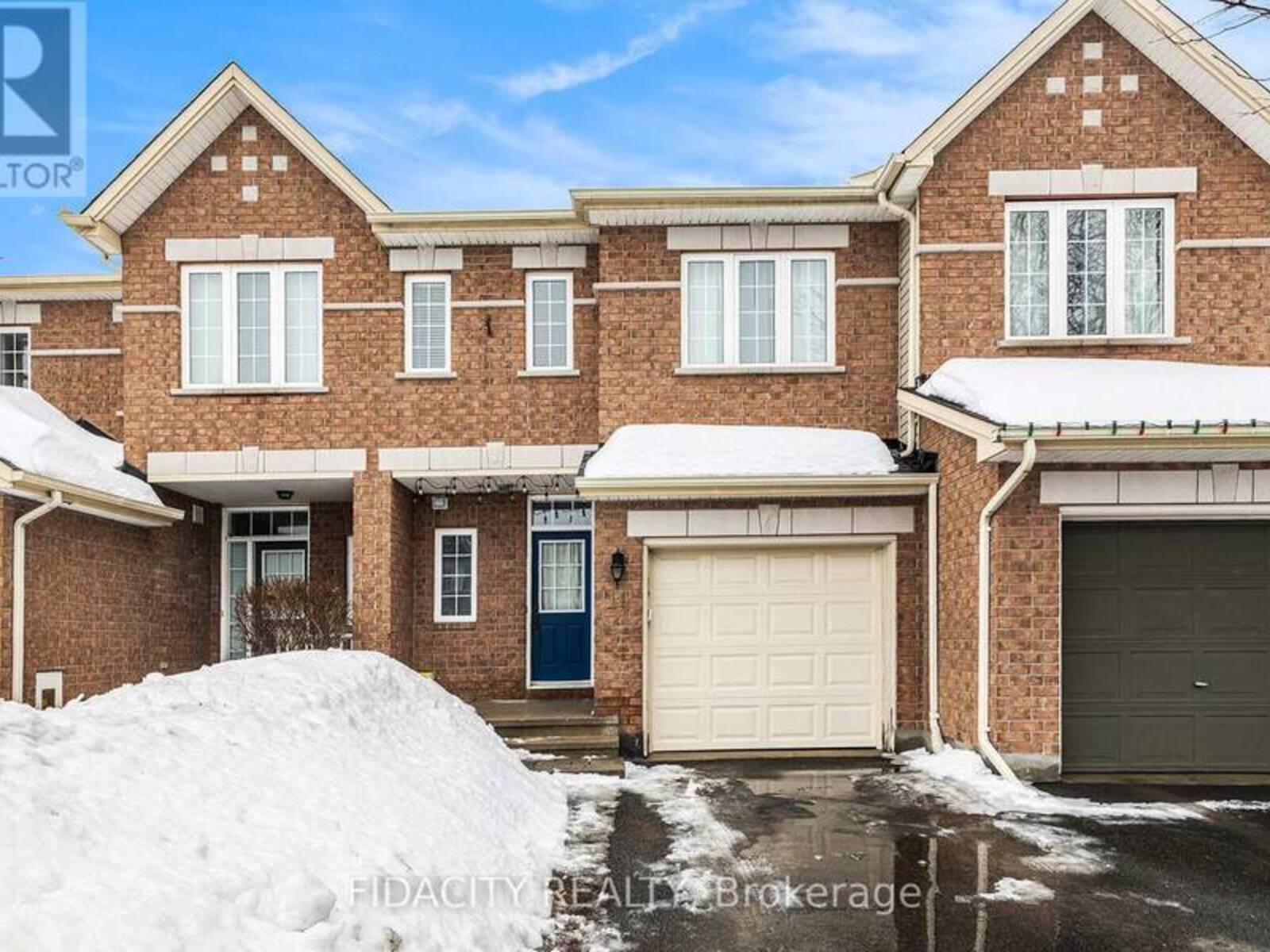 19 SADDLESMITH CIRCLE, Ottawa, Ontario K2M 2Y8