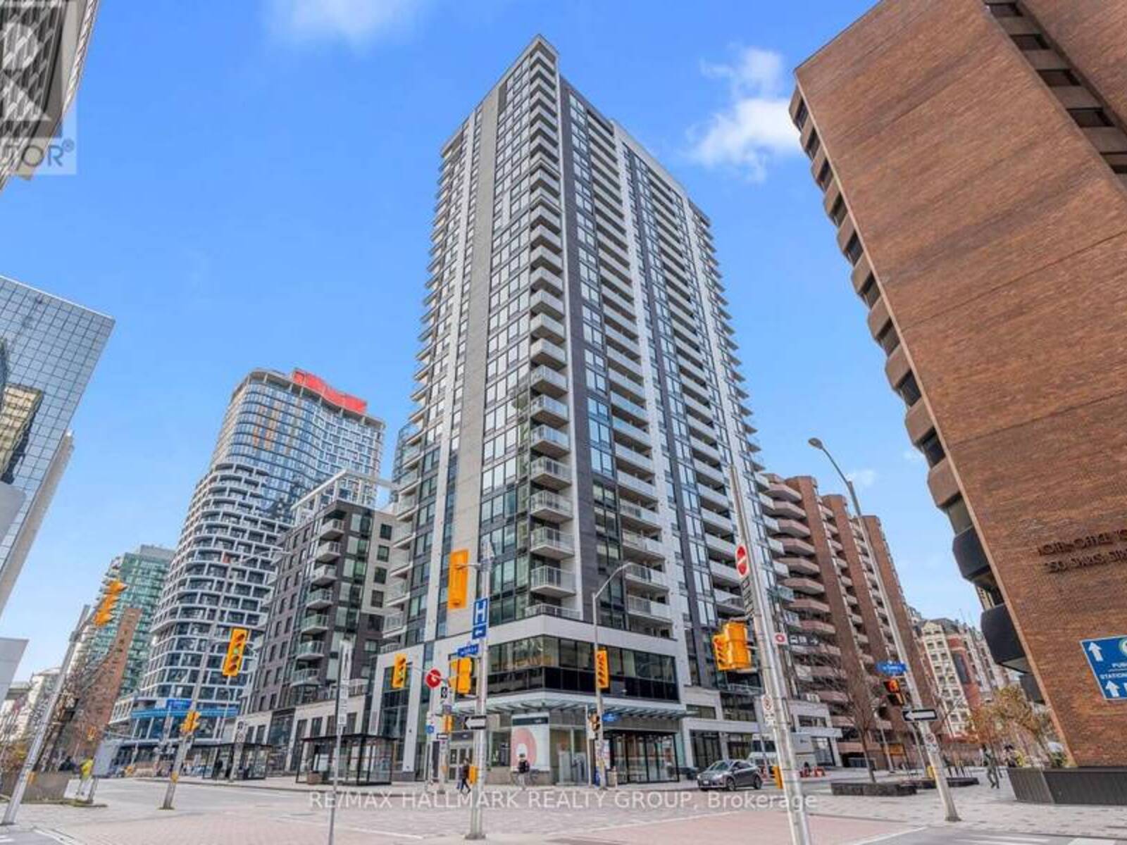 1403 - 340 QUEEN STREET, Ottawa, Ontario K1R 0G1