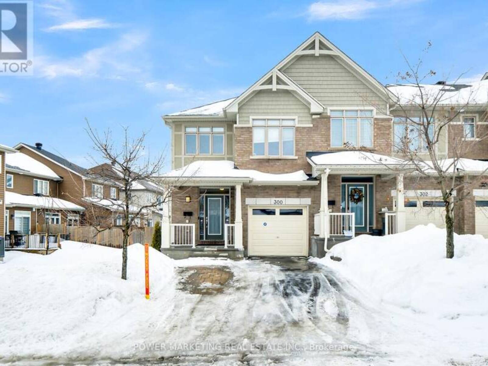 300 BROADBRIDGE CRESCENT, Ottawa, Ontario K1W 0C5