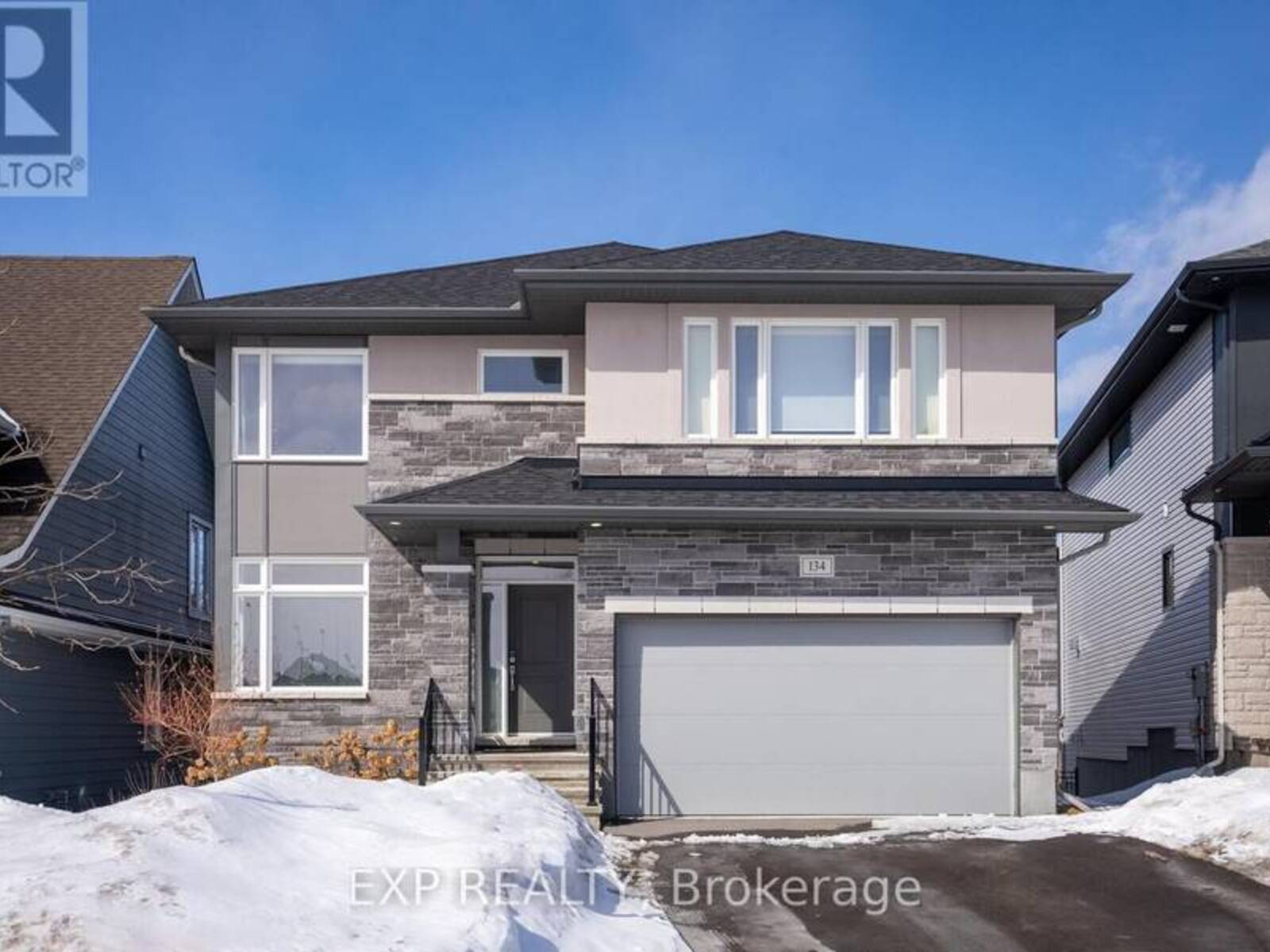 134 ESCARPMENT CRESCENT, Ottawa, Ontario K2T 0E3