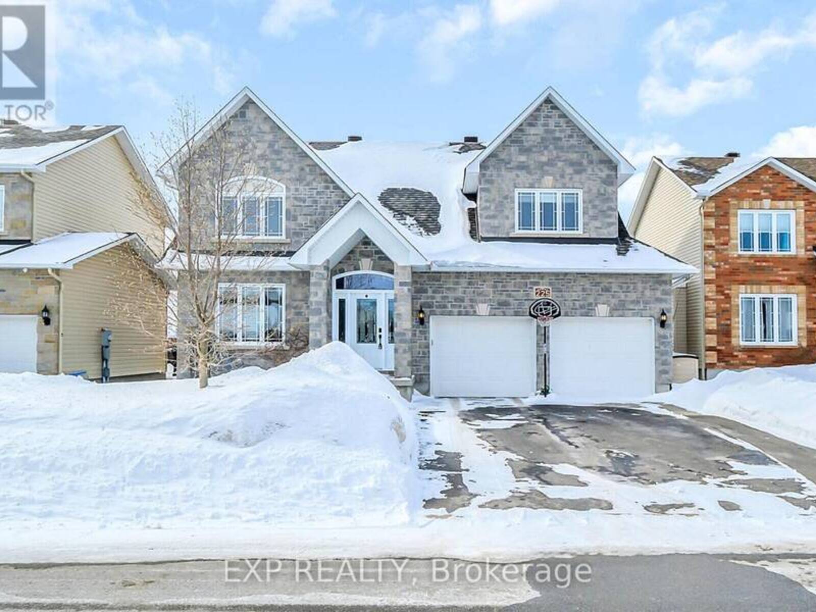 225 OLDE TOWNE AVENUE, Russell, Ontario K4R 0B3