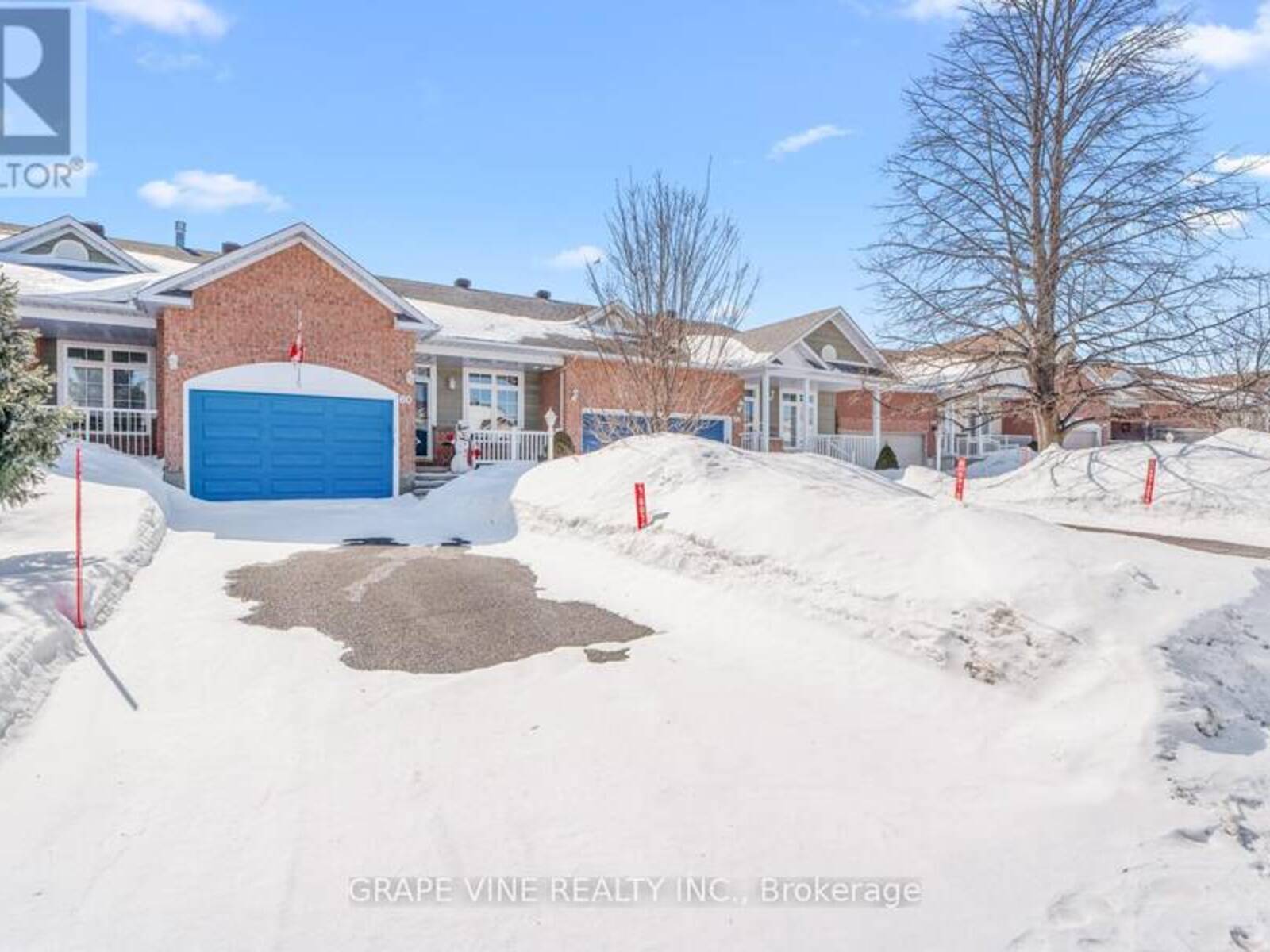 60 SABLE RUN DRIVE, Ottawa, Ontario K2S 1W7