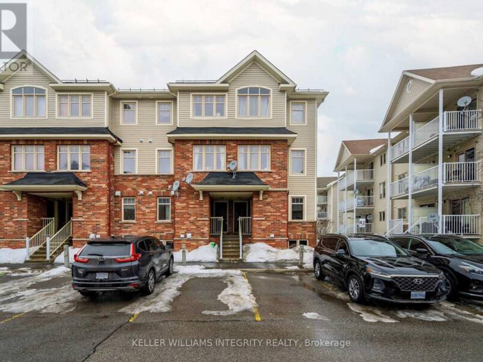 10 - 638 REARDON, Ottawa, Ontario K1V 2K9