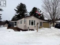 35 EVERGREEN LANE Lanark Highlands Ontario, K0A 3L0