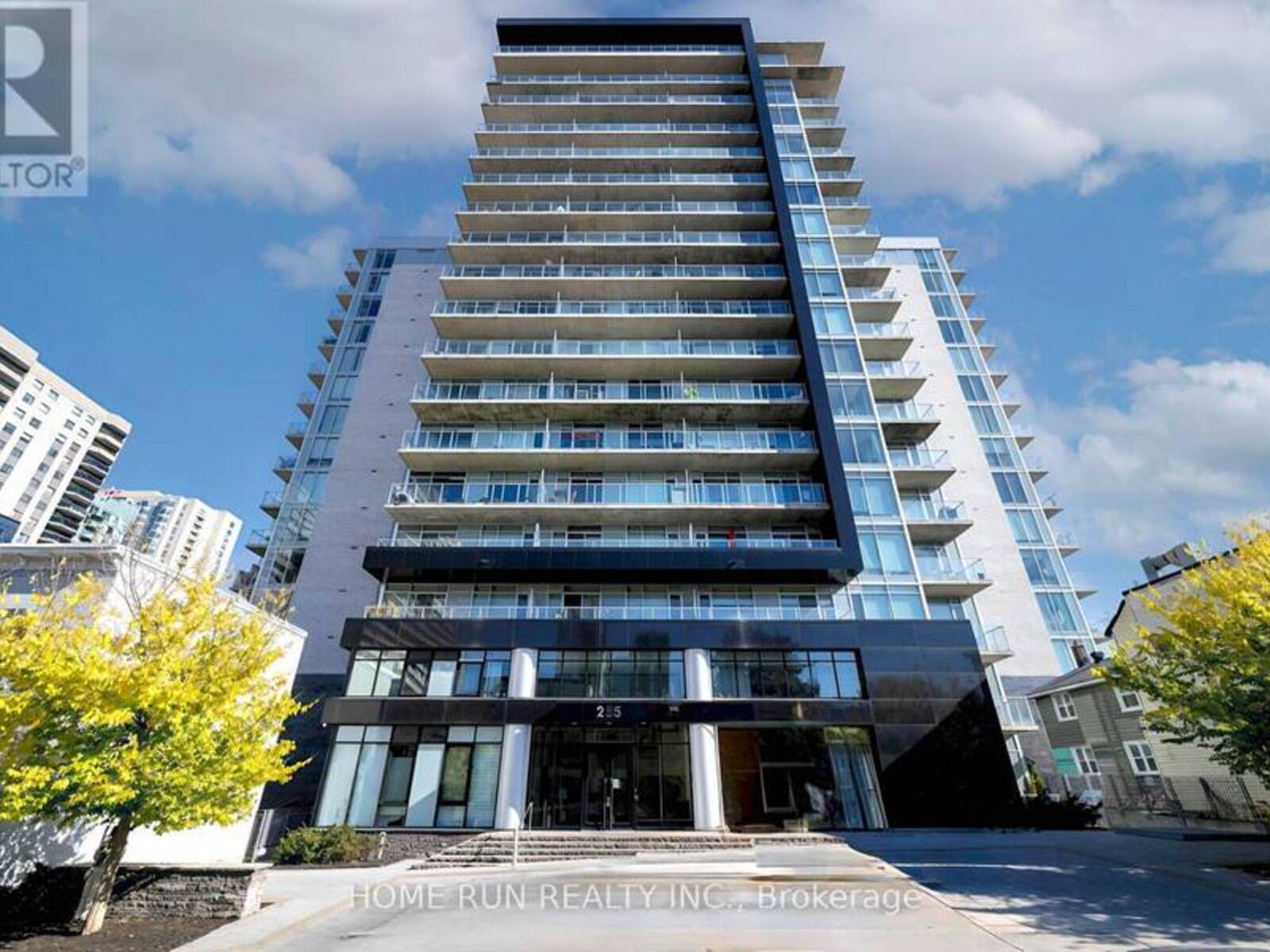 1004 - 255 BAY STREET, Ottawa, Ontario K1R 0C5