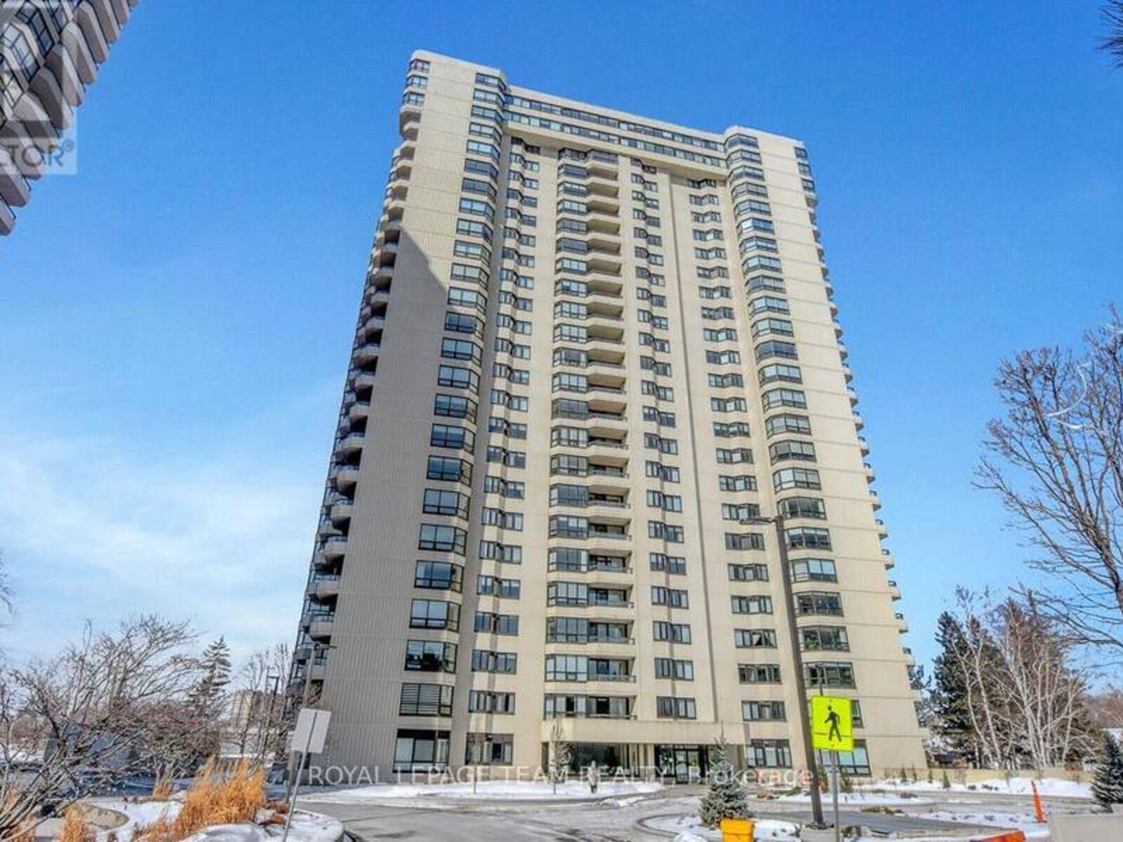 303 - 1500 RIVERSIDE DRIVE, Ottawa, Ontario K1G 4J4