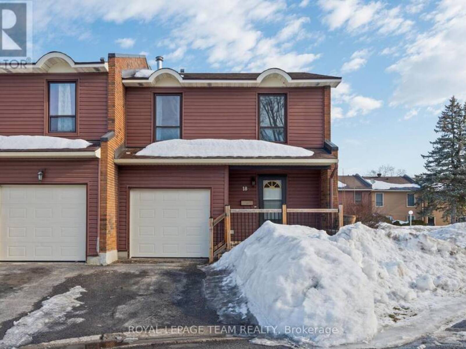 18A ARNOLD DRIVE, Ottawa, Ontario K2H 6V9