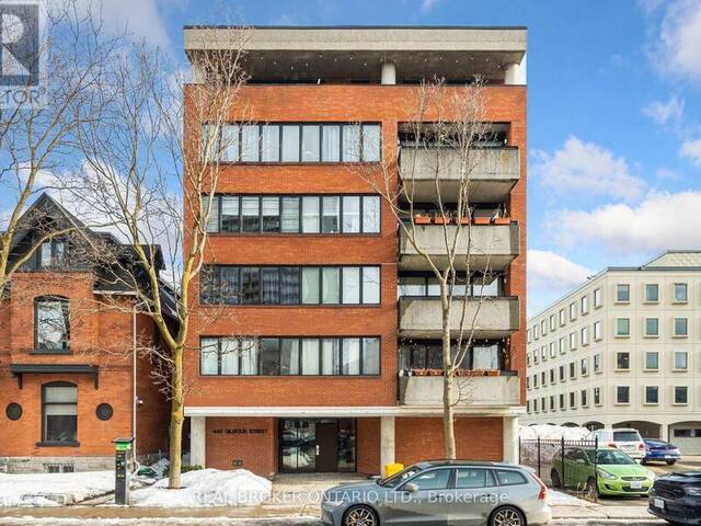 202 - 446 GILMOUR STREET Ottawa Ontario, K2P 0R8 - 2 Bedrooms Condo For Sale