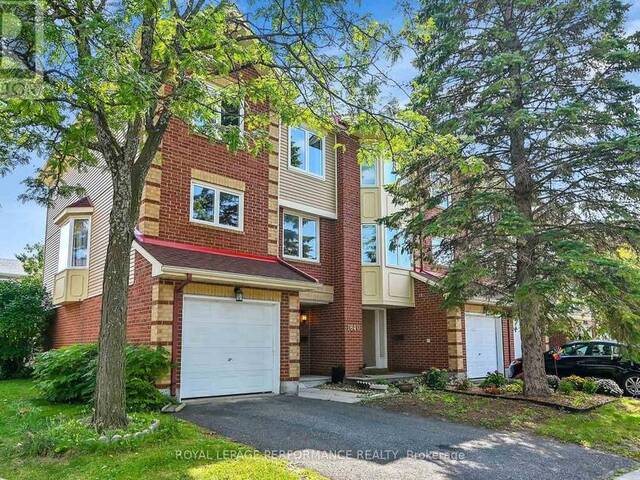 17 - 1838 SUMMERFIELDS CRESCENT Ottawa Ontario, K1C 7B7 - 3 Bedrooms Condo For Sale