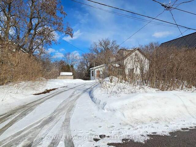 279 WATER STREET Almonte Ontario, K0A 1A0 - 3 Bedrooms Home For Sale