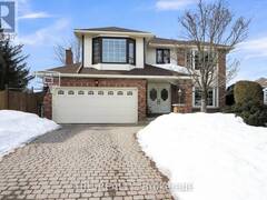 17 CULLEN COURT Ottawa Ontario, K2G 4Z2