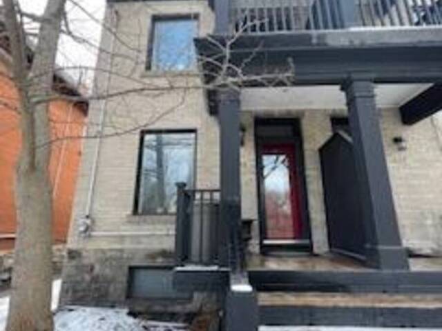 636 GLADSTONE AVENUE Ottawa Ontario, K1R 5P4 - 3 Bedrooms Home For Sale