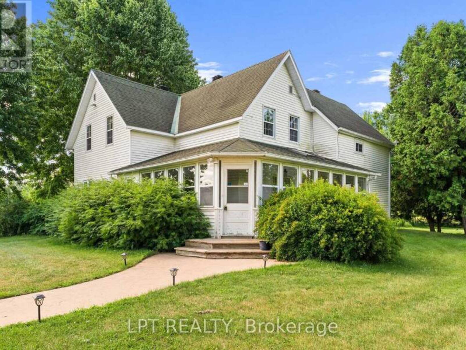 7928 JOCK TRAIL, Ottawa, Ontario K0A 2Z0