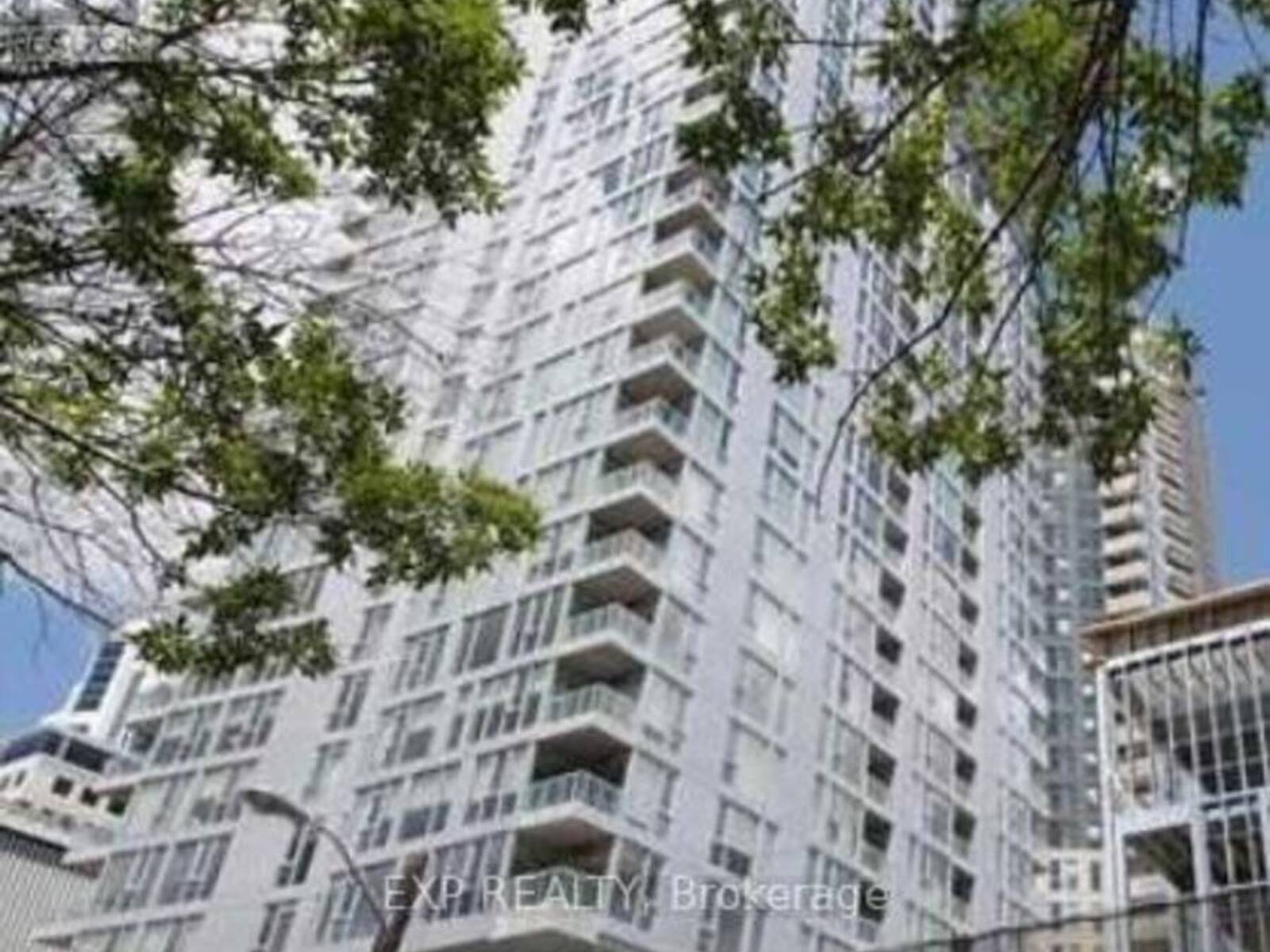 2001 - 40 NEPEAN STREET, Ottawa, Ontario K2P 0X5