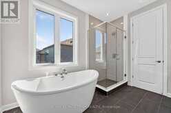 902 LOCOMOTION LANE | Ottawa Ontario | Slide Image Twelve