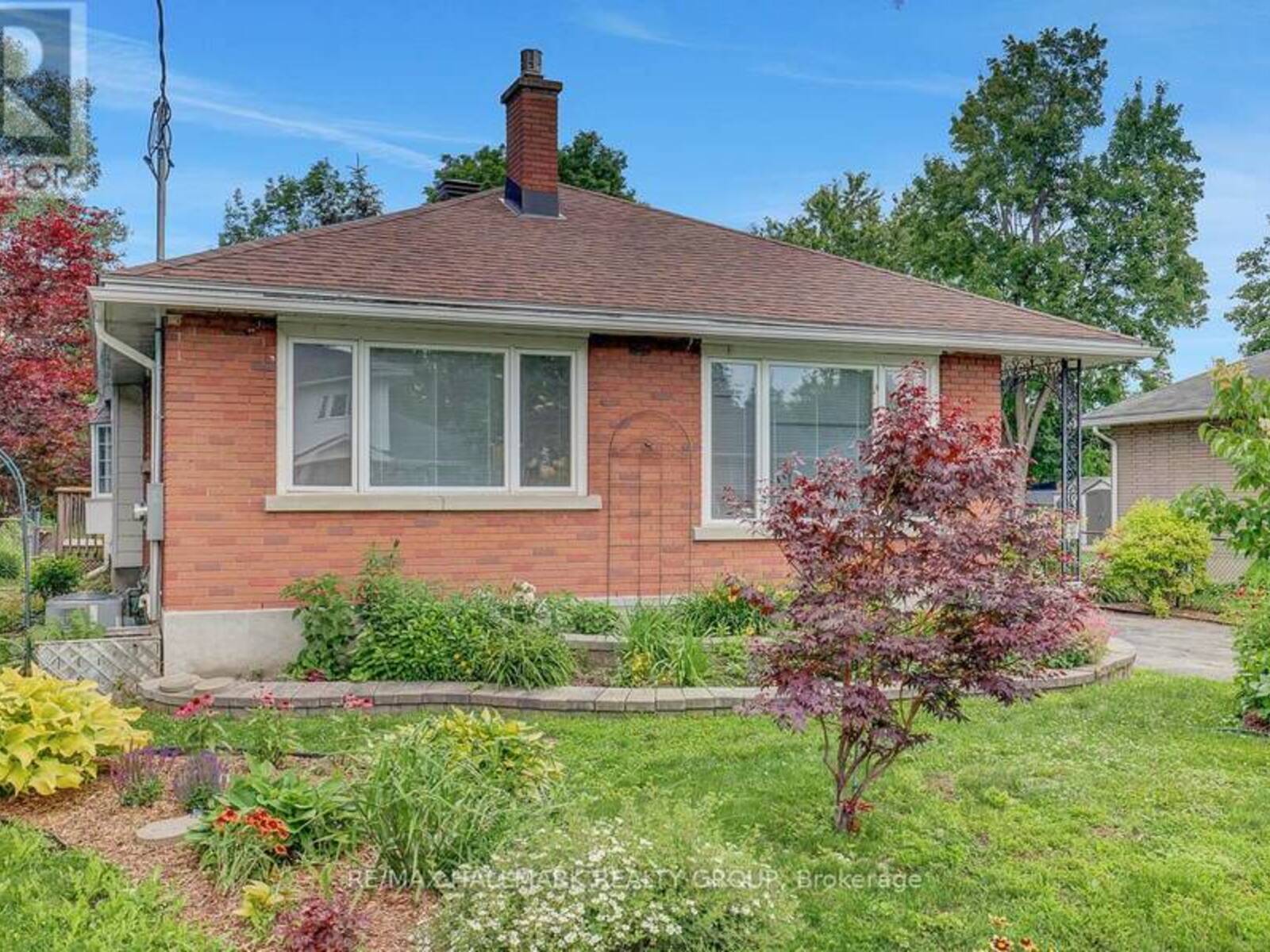 13 DUNHAM STREET, Ottawa, Ontario K1J 7L5