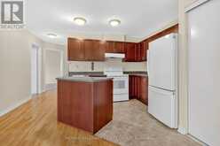 600 SUNBEAM PRIVATE | Ottawa Ontario | Slide Image Thirteen