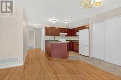 600 SUNBEAM PRIVATE | Ottawa Ontario | Slide Image Sixteen