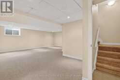 600 SUNBEAM PRIVATE | Ottawa Ontario | Slide Image Thirty-nine