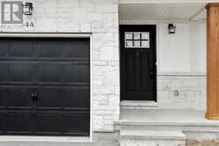 44 WHITCOMB CRESCENT | Smiths Falls Ontario | Slide Image Four