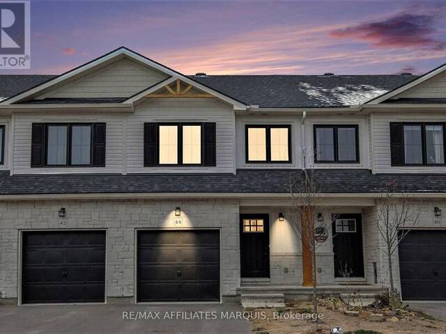 44 WHITCOMB CRESCENT Smiths Falls Ontario, K7A 0C0 - 3 Bedrooms Home For Sale