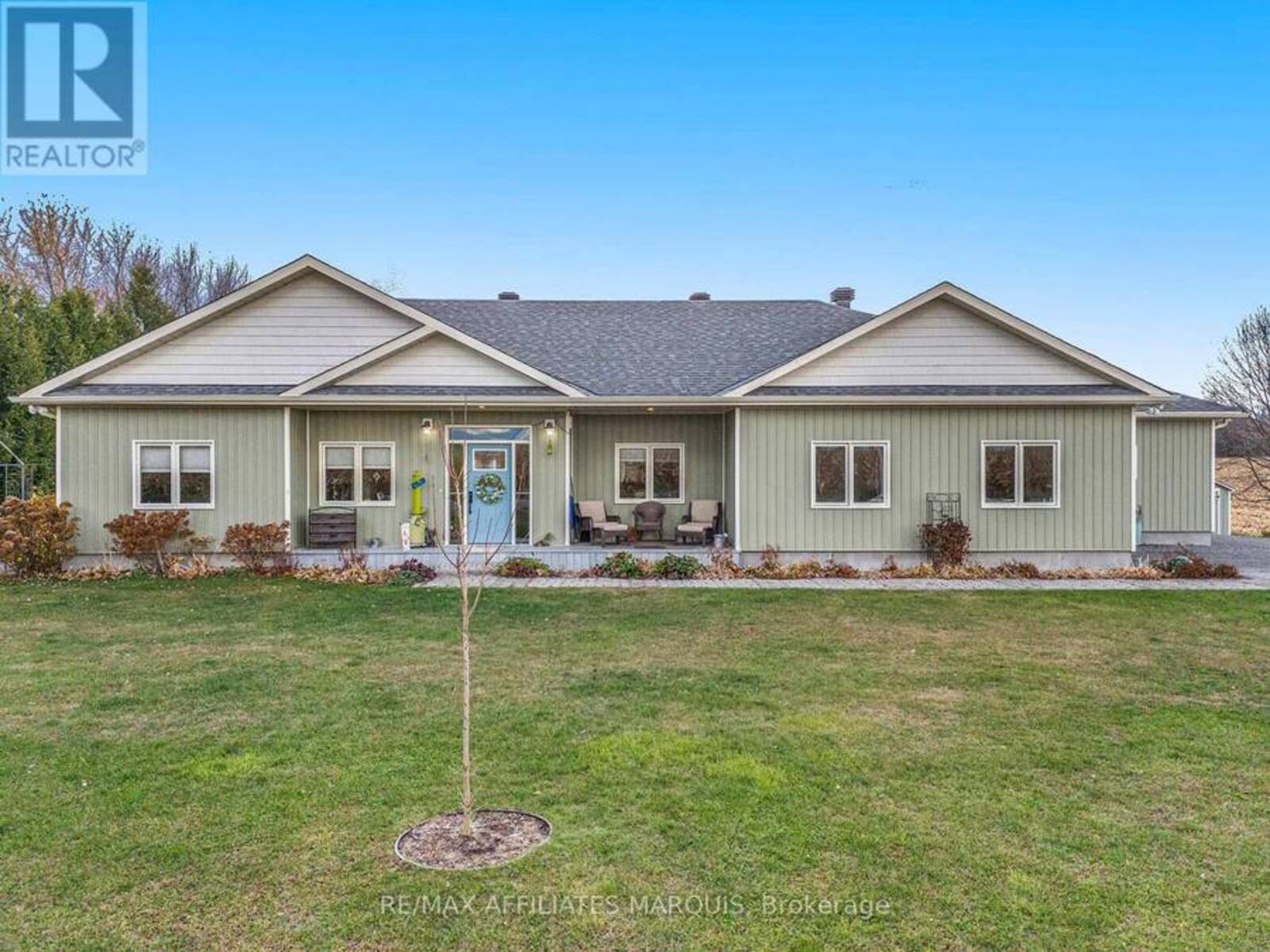 100 SUMMERS ROAD, Rideau Lakes, Ontario K0G 1E0