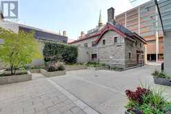 907 - 428 SPARKS STREET | Ottawa Ontario | Slide Image Four