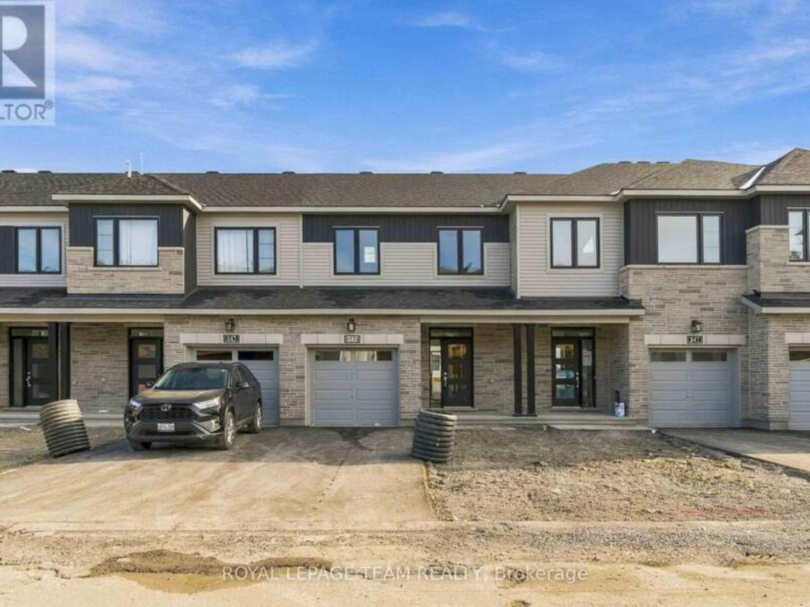 845 FAIRLINE ROW, Ottawa, Ontario K2V 0T9
