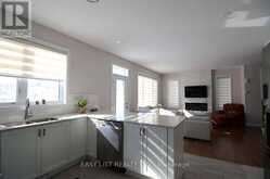 776 EMINENCE STREET | Ottawa Ontario | Slide Image Three