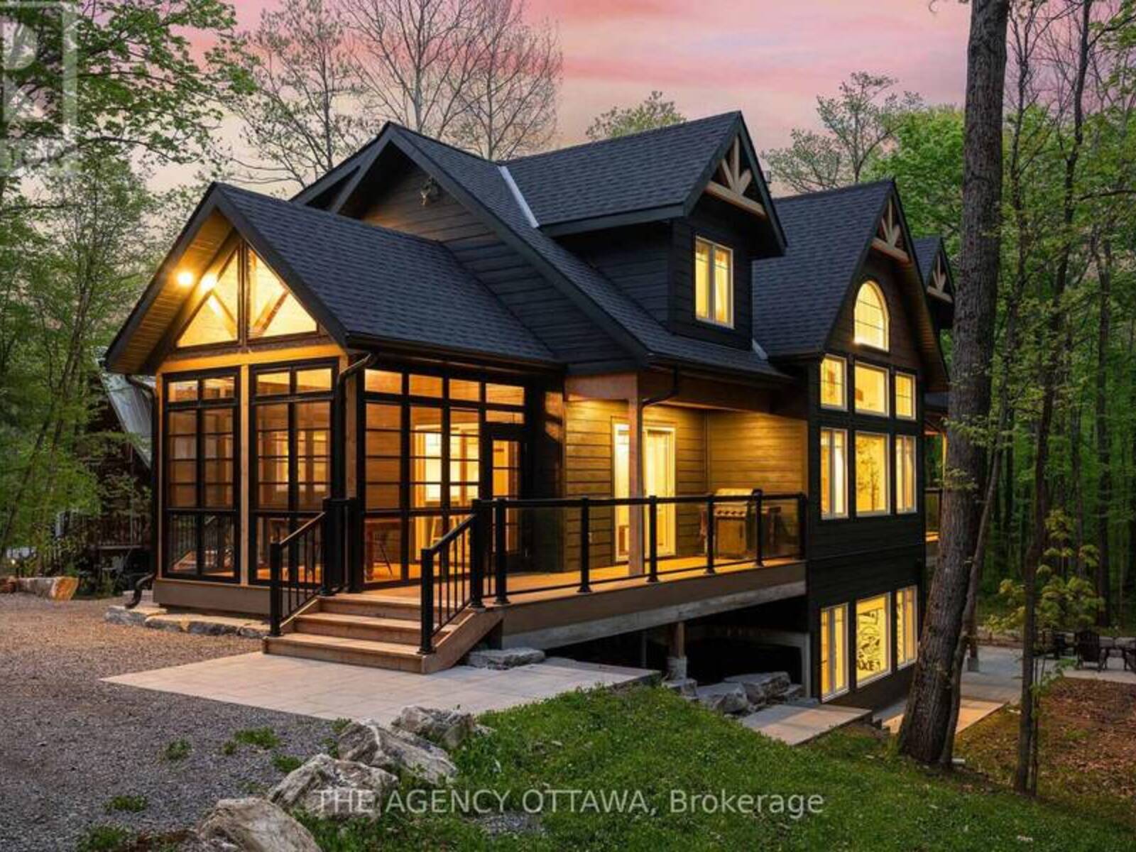 36 CRESTVIEW DRIVE, Greater Madawaska, Ontario K0J 1H0