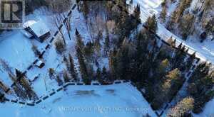 00 VOYAGEUR BAY TRAIL | Whitewater Region Ontario | Slide Image One