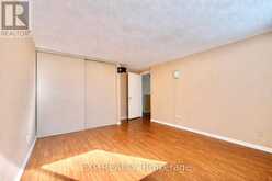 11C SONNET CRESCENT | Ottawa Ontario | Slide Image Twelve