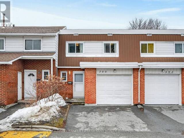 300 STONE QUARRY PRIVATE S Ottawa Ontario, K1K 3Y2 - 4 Bedrooms Condo For Sale